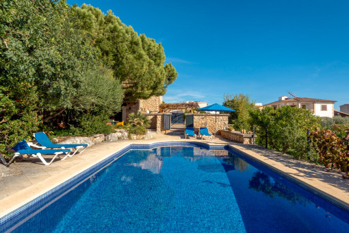 Traditional Mallorcan finca in the village of Arta with pool, picturesque garden and ample privacy-for rent from November to June