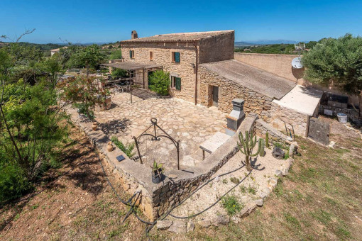 Charming rustic property with private tennis court near the very desirable Son Macia-purchase
