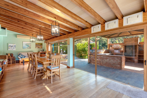 Exterior dining area