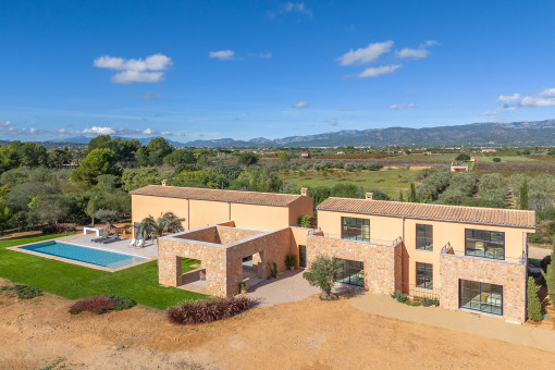 Finca i Santa Maria del Cami