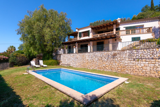 Finca i Establiments